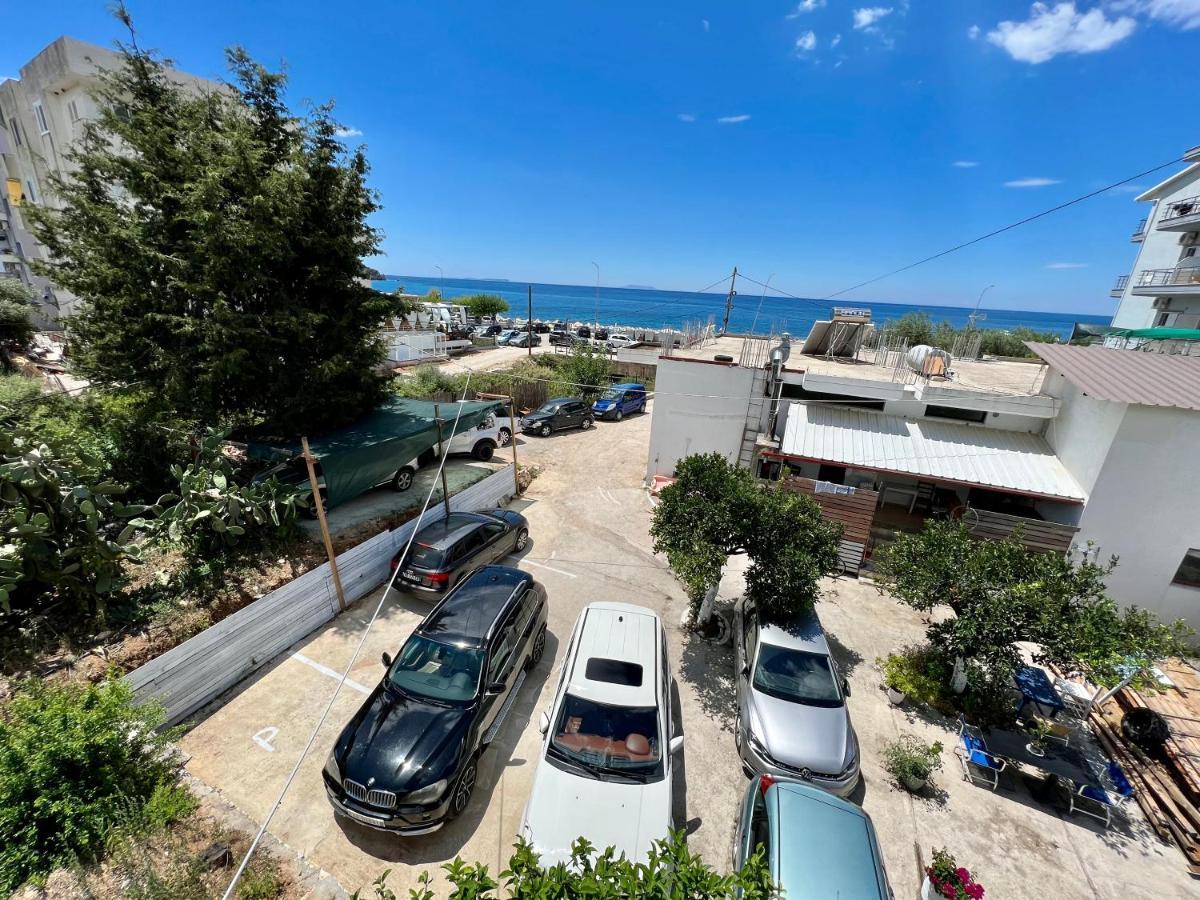 Hotel Portokali Himare Esterno foto