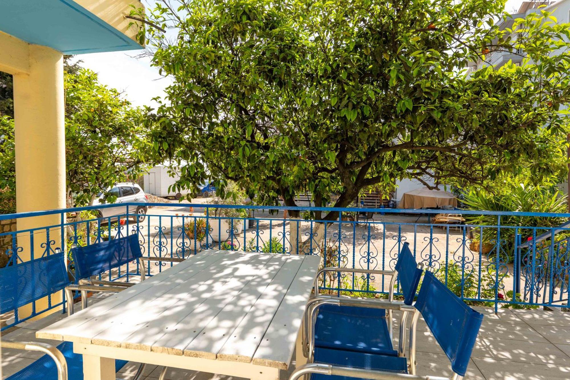 Hotel Portokali Himare Esterno foto