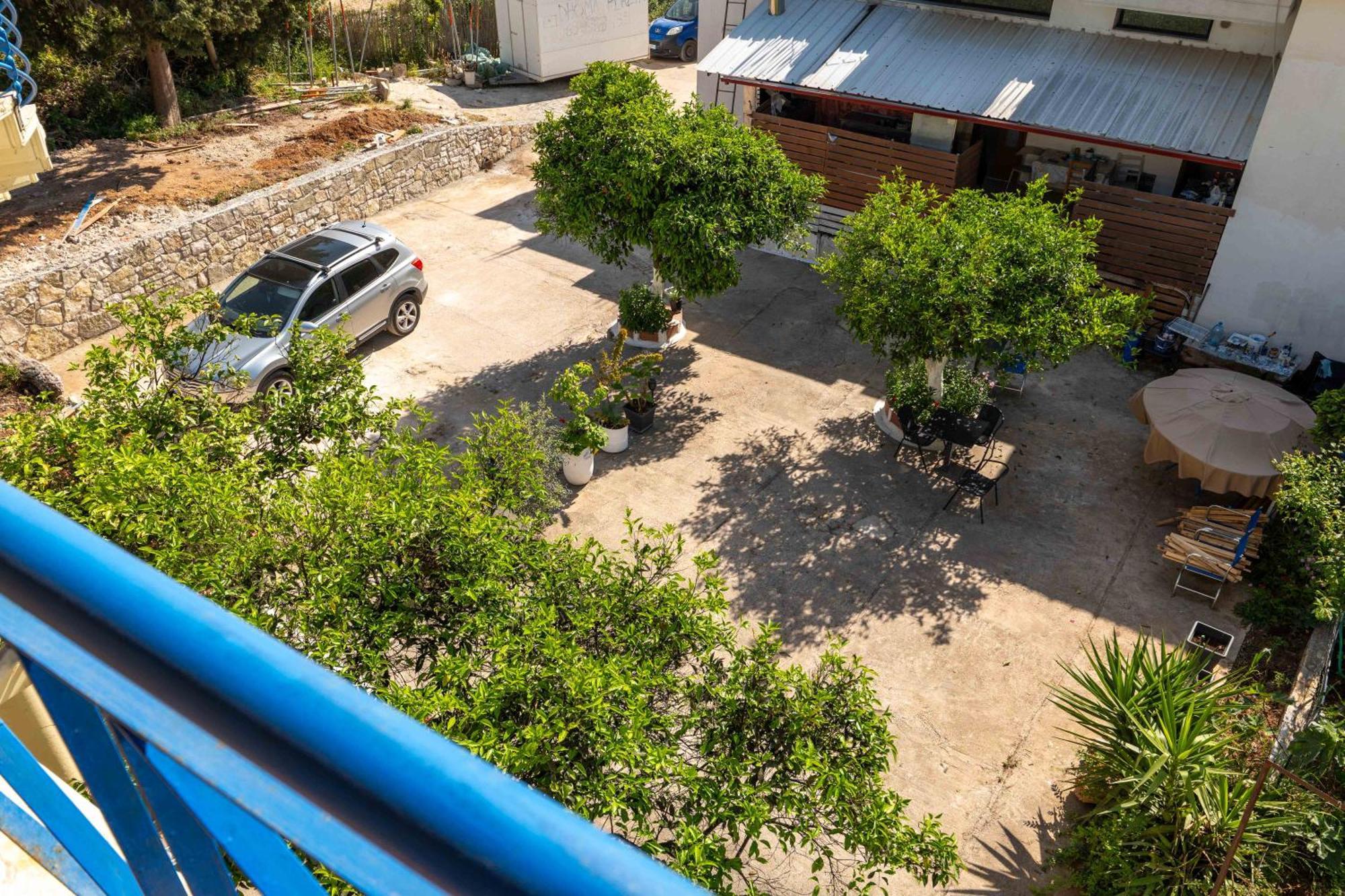 Hotel Portokali Himare Esterno foto